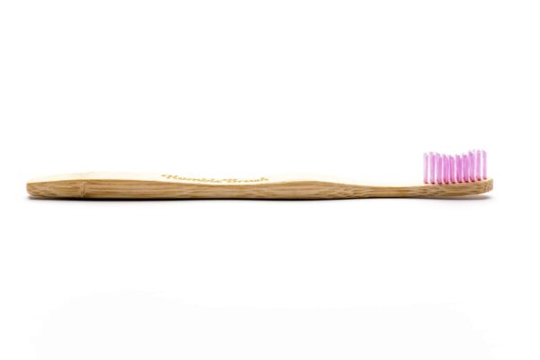 la brosse à dent adulte violet bambou Soft