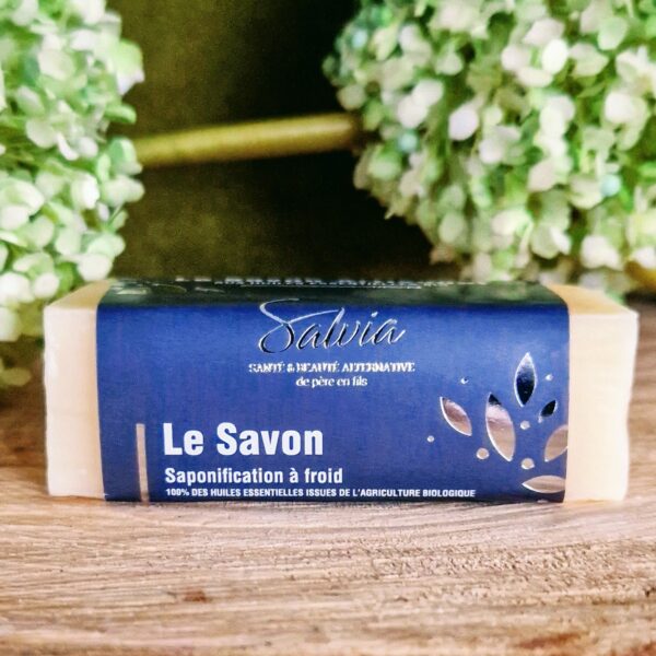 Savon aux huiles essentielles naturelles